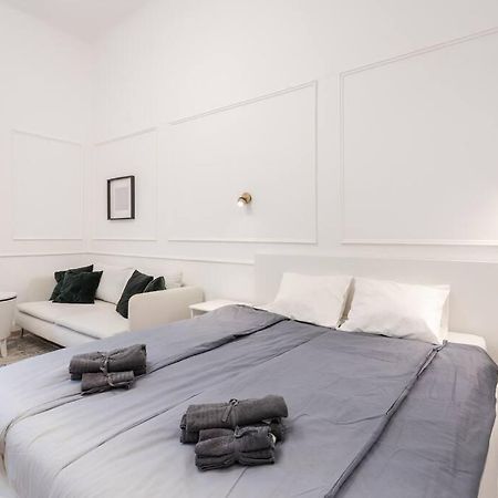 Stylish Apartment In The City Center Budapest Luaran gambar