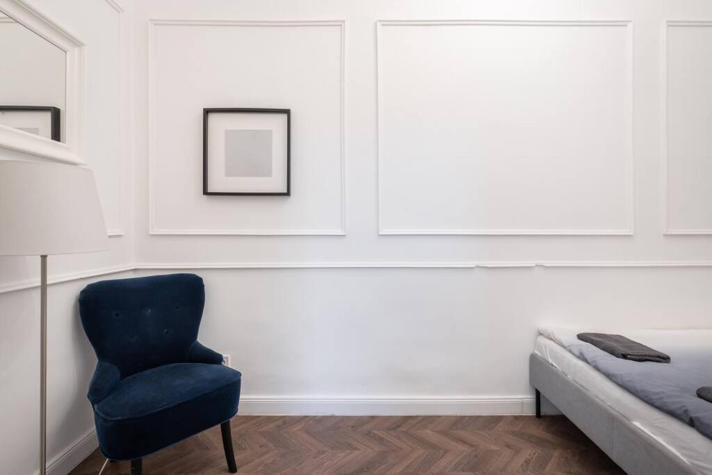 Stylish Apartment In The City Center Budapest Luaran gambar
